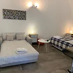 Zziny House